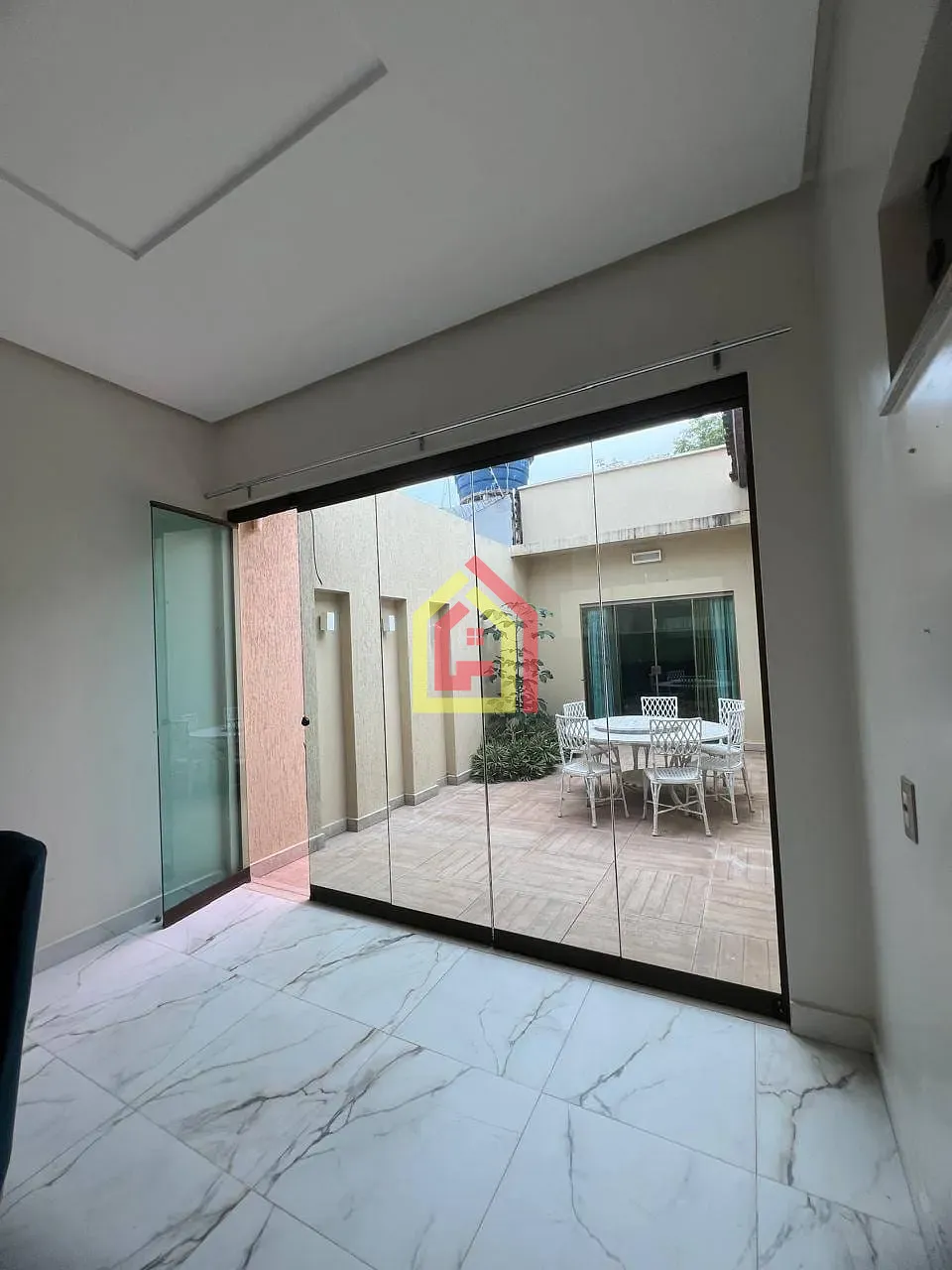 Casa à venda com 4 quartos, 3 suítes, 2 vagas e 220m² no Belo Horizonte, Marabá (PA) — foto 10 de 21