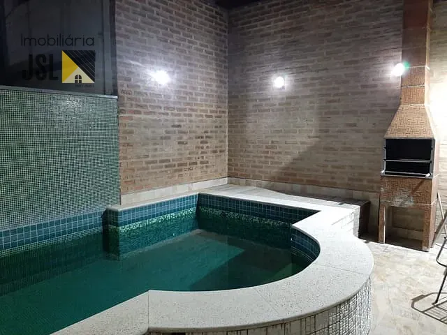 Casa com 300m² 3 quartos e 1 banheiro, à venda, no bairro Vila Resende em Caçapava