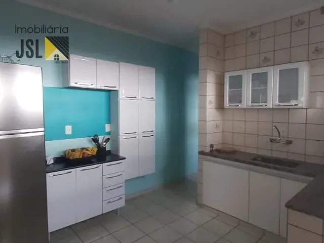 Casa com 300m² 3 quartos e 1 banheiro, à venda, no bairro Vila Resende em Caçapava