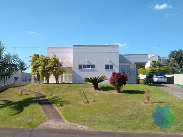 Casa com 1000m² 3 quartos e 3 banheiros, à venda, no bairro Terras de Monte Serrat em Salto