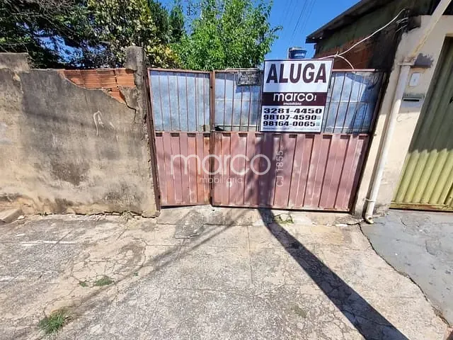 Casa para alugar, no bairro Vila Regina em Goiânia