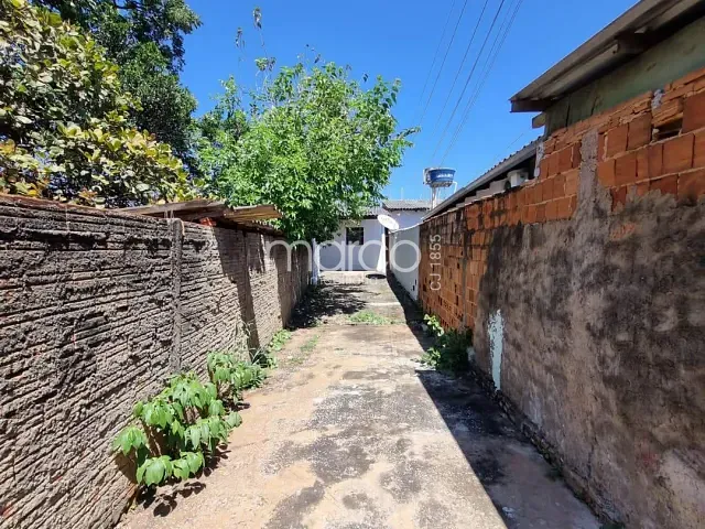 Casa para alugar, no bairro Vila Regina em Goiânia