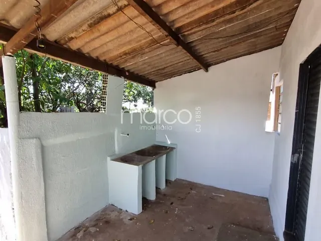 Casa para alugar, no bairro Vila Regina em Goiânia