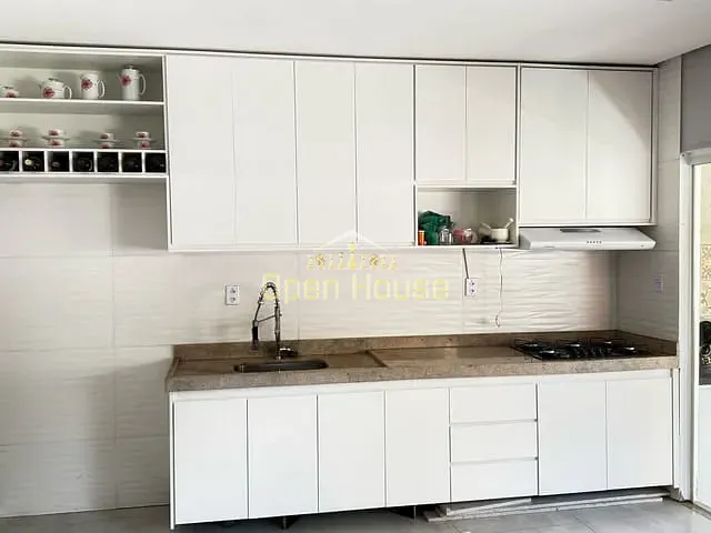 Casa 2 quartos e 3 banheiros, à venda, no bairro KM5 em Pinheiral