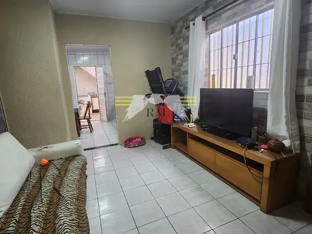 Casa com 6m² 2 quartos e 1 banheiro, à venda, no bairro Jardim Vila Formosa em São Paulo