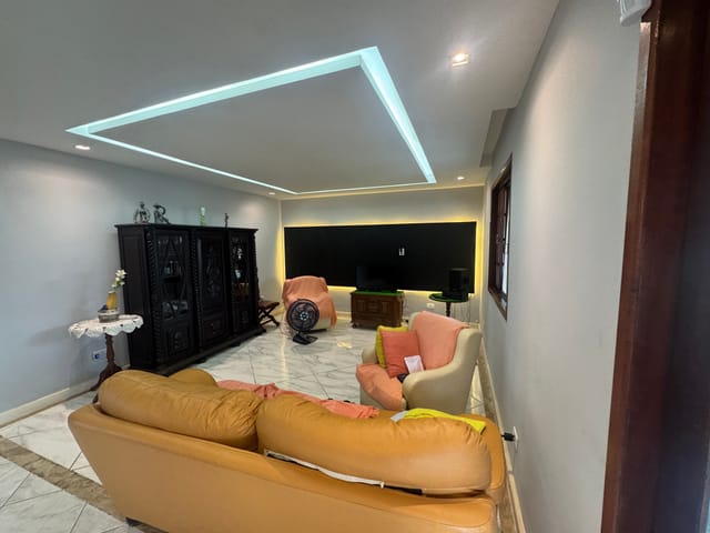 Casa 4 quartos e 3 banheiros, à venda, no bairro Jardim Atlântico Central (Itaipuaçu) em Maricá