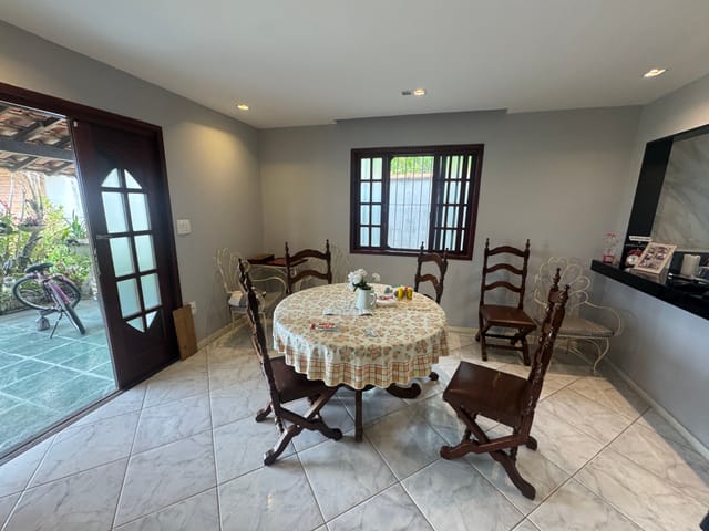 Casa 4 quartos e 3 banheiros, à venda, no bairro Jardim Atlântico Central (Itaipuaçu) em Maricá