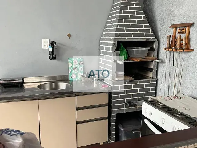 Casa 4 quartos e 2 banheiros, à venda, no bairro Areias em Tijucas