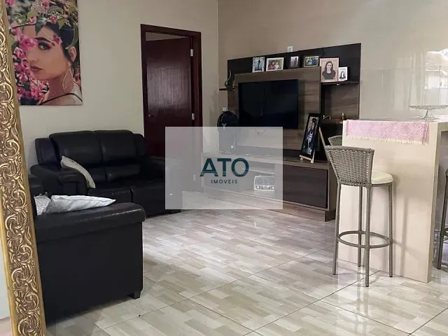 Casa 4 quartos e 2 banheiros, à venda, no bairro Areias em Tijucas