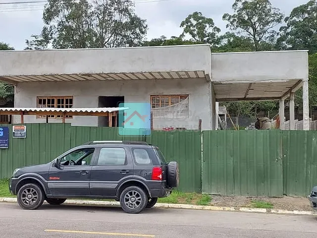 Casa com 1000m² 2 quartos e 4 banheiros, à venda, no bairro Jardim Sao Judas Tadeu em São José dos Campos