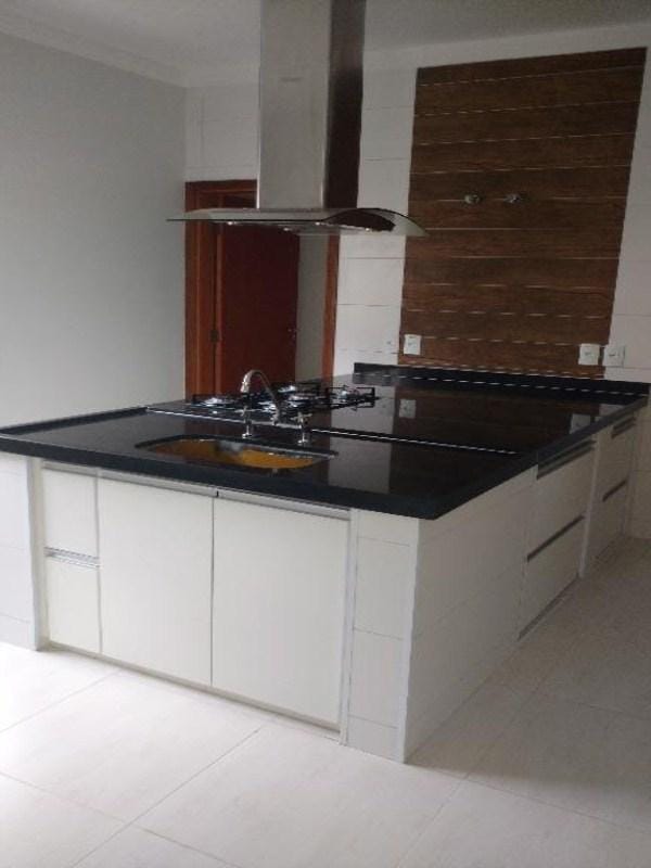 Casa, 3 quartos, 199 m² - Foto 11