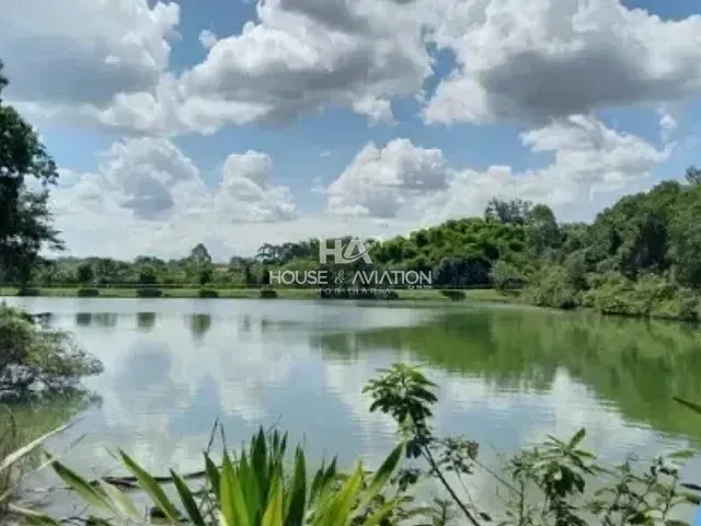 Casa 4 quartos e 5 banheiros, à venda, no bairro Jardins Lisboa em Goiânia