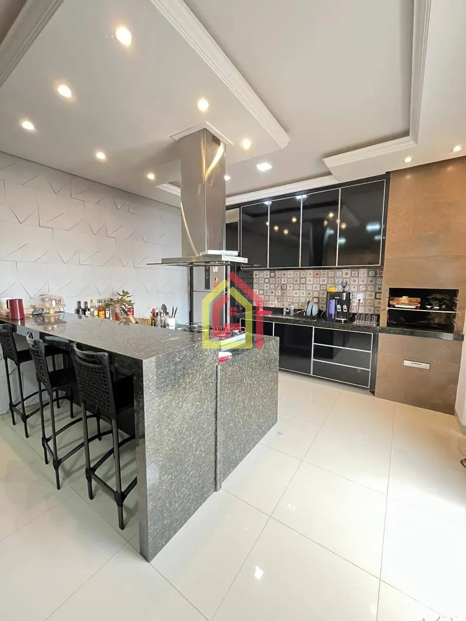 Casa à venda com 3 quartos, 1 suíte, 2 vagas e 160m² no Laranjeiras, Marabá (PA) — foto 6 de 10