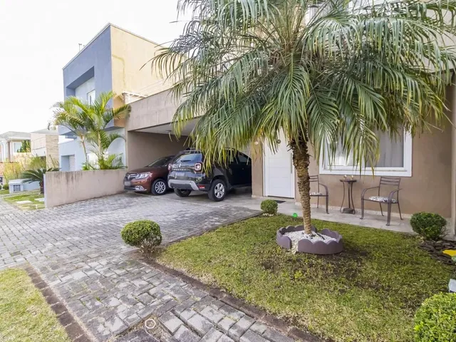 Casa com 200m² 3 quartos e 3 banheiros, à venda, no bairro Santa Quitéria em Curitiba