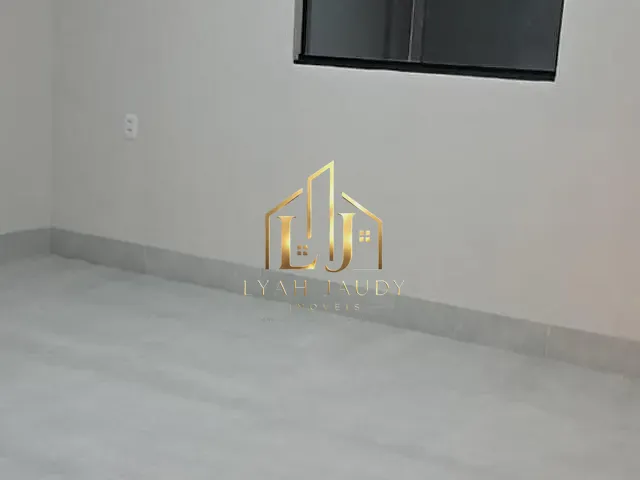 Casa com 225m² 3 quartos e 3 banheiros, à venda, no bairro Novo Mundo em Várzea Grande