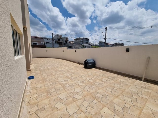 Sobrado com 223m² 3 quartos e 3 banheiros, à venda, no bairro Portais (Polvilho) em Cajamar