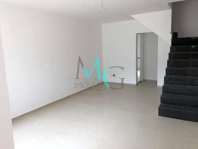 Casa com 120m² 2 quartos e 3 banheiros, à venda, no bairro Campo Grande em Rio de Janeiro