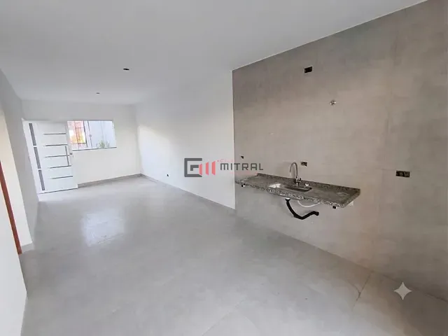 Casa 2 quartos e 1 banheiro, à venda, no bairro Conjunto Vivi Xavier em Londrina