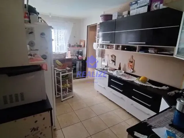 Casa com 200m² 3 quartos e 3 banheiros, à venda, no bairro Conjunto Habitacional Leandro Alarcão Dias em Botucatu