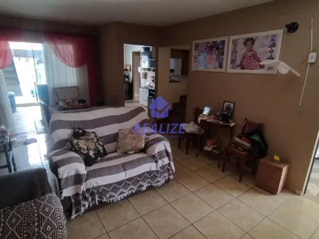Casa com 200m² 3 quartos e 3 banheiros, à venda, no bairro Conjunto Habitacional Leandro Alarcão Dias em Botucatu