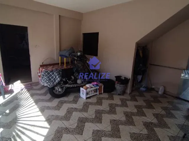 Casa com 200m² 3 quartos e 3 banheiros, à venda, no bairro Conjunto Habitacional Leandro Alarcão Dias em Botucatu