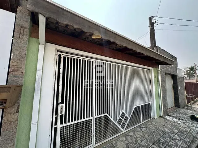 Casa 3 quartos e 3 banheiros, à venda, no bairro Jardim Independência em Taubaté