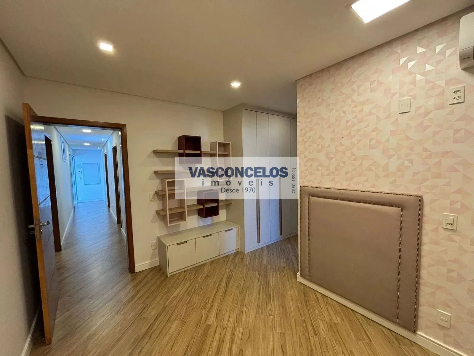 Casa, 4 quartos, 264 m² - Foto 25