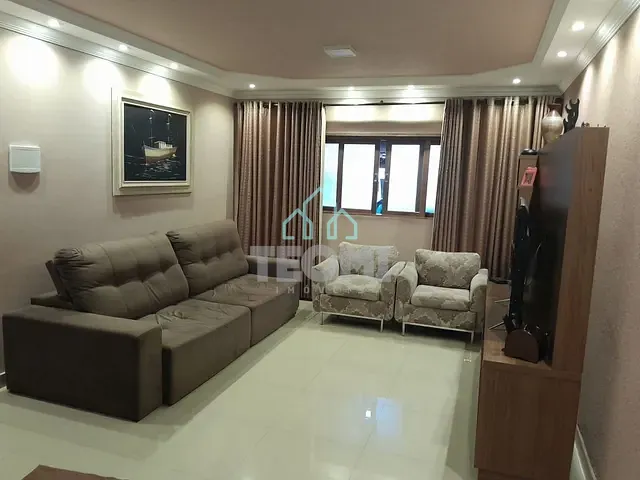 Casa com 250m² 3 quartos e 2 banheiros, à venda, no bairro Vila Santa Isabel em Taubaté