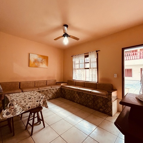 Casa 1 quarto e 1 banheiro, à venda, no bairro Jacaré em Cabo Frio