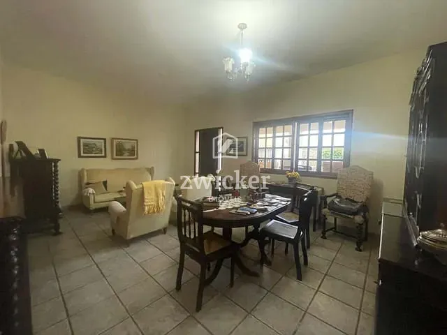 Casa com 260m² 4 quartos e 4 banheiros, à venda, no bairro Jardim Terra Branca em Bauru