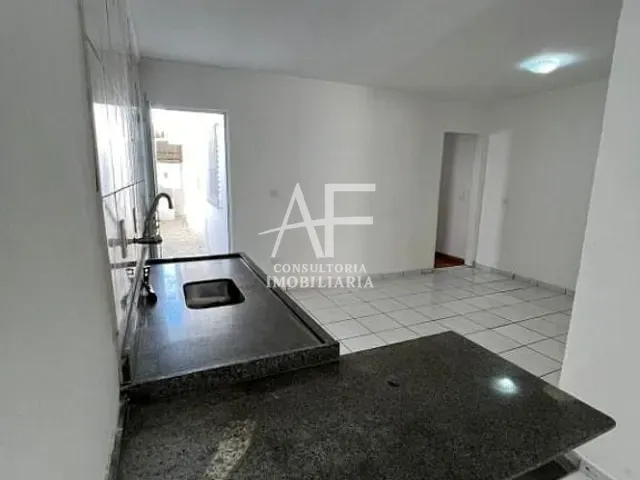 Casa com 125m² 3 quartos e 1 banheiro, à venda, no bairro Jardim Satélite em São José dos Campos