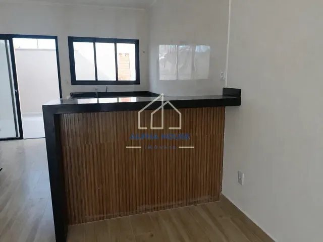 Casa com 176m² 3 quartos e 1 banheiro, à venda, no bairro Santa Clara em Pindamonhangaba