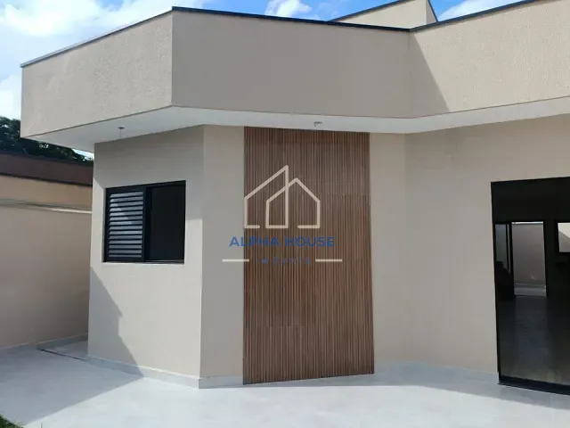 Casa com 176m² 3 quartos e 1 banheiro, à venda, no bairro Santa Clara em Pindamonhangaba