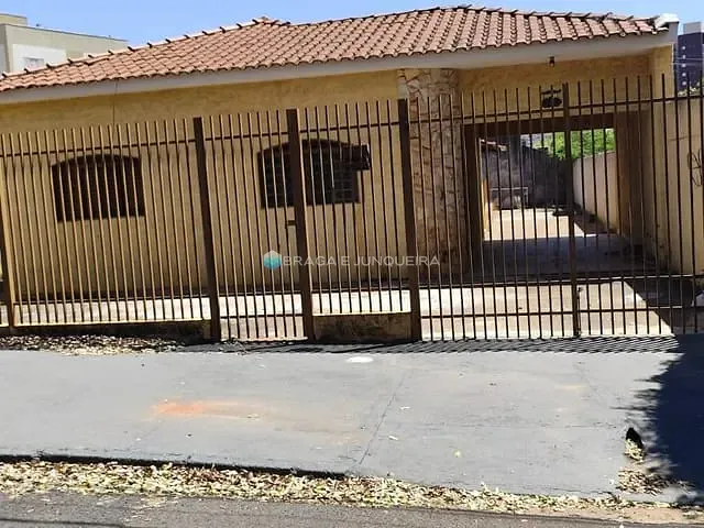 Casa com 300m² 3 quartos e 1 banheiro, à venda, no bairro Parque Estoril em São José do Rio Preto