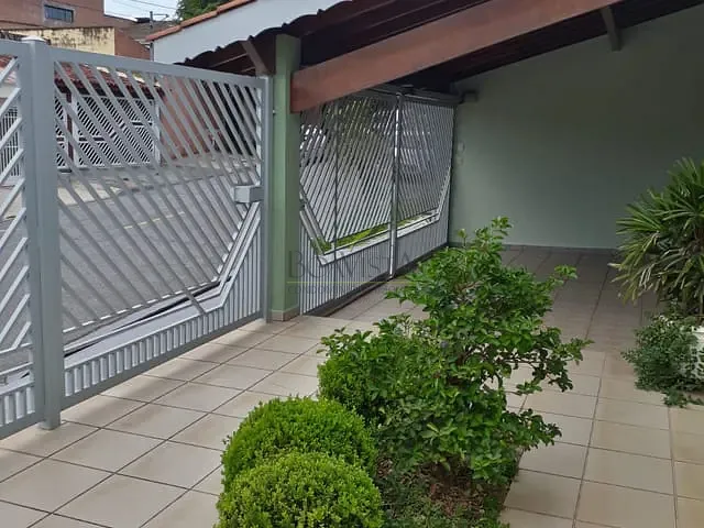 Casa com 288m² 3 quartos e 3 banheiros, à venda, no bairro Jardim do Lago em Atibaia