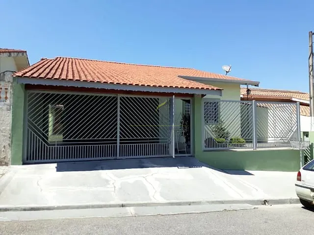 Casa com 288m² 3 quartos e 3 banheiros, à venda, no bairro Jardim do Lago em Atibaia