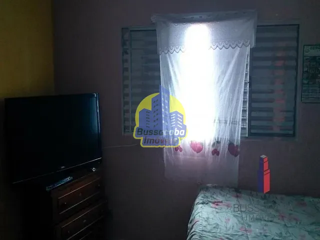 Casa com 300m² 6 quartos e 6 banheiros, à venda, no bairro Parque Santa Teresa em Carapicuíba