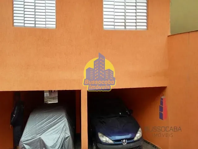 Casa com 300m² 6 quartos e 6 banheiros, à venda, no bairro Parque Santa Teresa em Carapicuíba