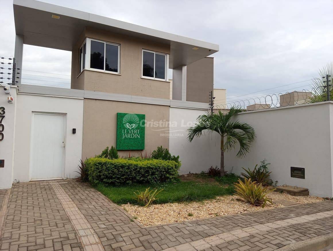 Casa à venda com 4 quartos, 156m² - Foto 1