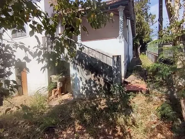 Casa com 310m² 2 quartos e 1 banheiro, à venda, no bairro Nova Guará em Guaratinguetá