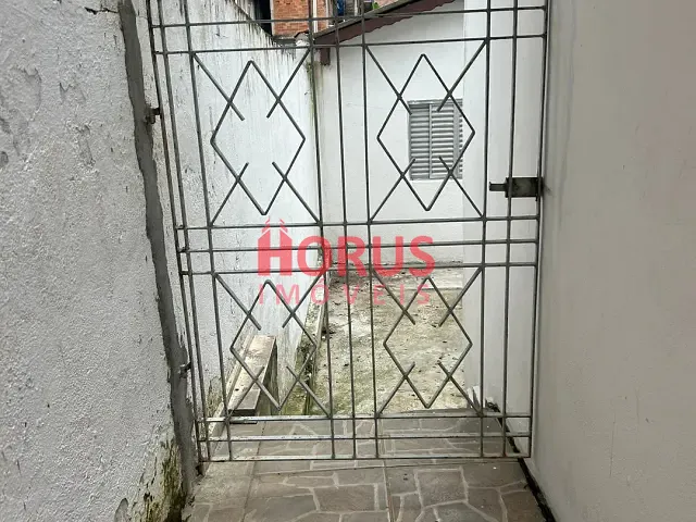 Casa 1 quarto e 1 banheiro, para alugar, no bairro Parque Peruche em São Paulo