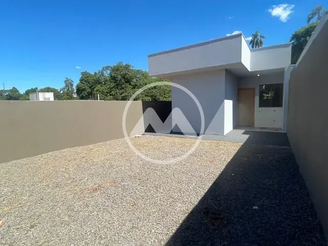 Casa com 180m² 2 quartos e 2 banheiros, à venda, no bairro Aguas Claras em Cianorte