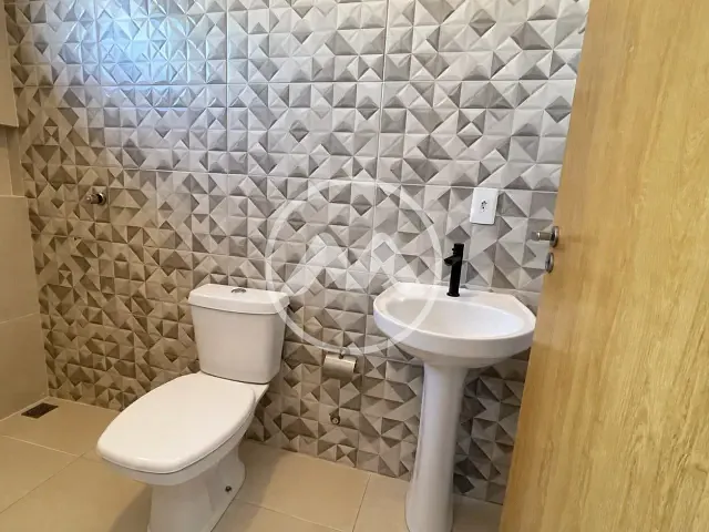 Casa com 180m² 2 quartos e 2 banheiros, à venda, no bairro Aguas Claras em Cianorte