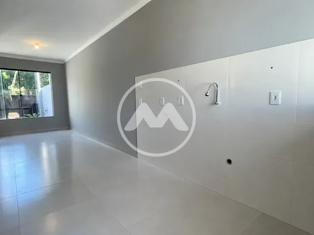 Casa com 180m² 2 quartos e 2 banheiros, à venda, no bairro Aguas Claras em Cianorte