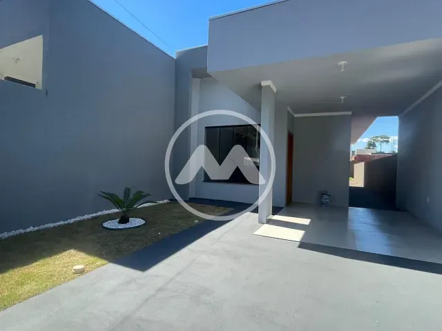 Casa com 180m² 2 quartos e 2 banheiros, à venda, no bairro Aguas Claras em Cianorte