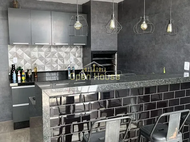 Casa com 150m² 3 quartos e 4 banheiros, à venda, no bairro Morada da Granja em Barra Mansa