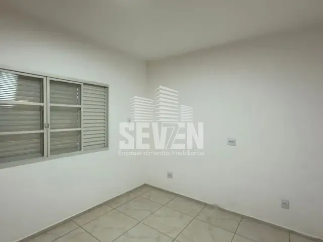 Casa com 363m² 3 quartos e 2 banheiros, à venda ou para alugar, no bairro Jardim América em Bauru