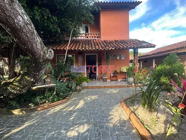Casa 4 quartos e 4 banheiros, à venda, no bairro Aritaguá em Ilhéus