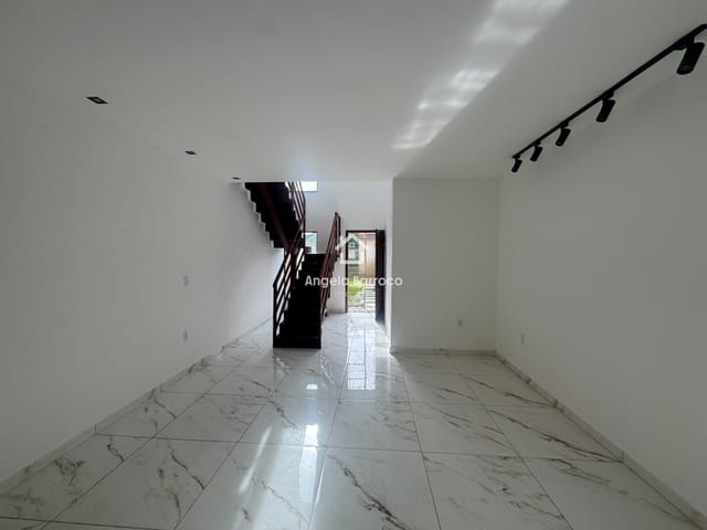Casa 3 quartos e 4 banheiros, à venda, no bairro Jardim Atlântico Leste (Itaipuaçu) em Maricá