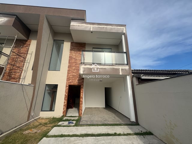 Casa 3 quartos e 4 banheiros, à venda, no bairro Jardim Atlântico Leste (Itaipuaçu) em Maricá